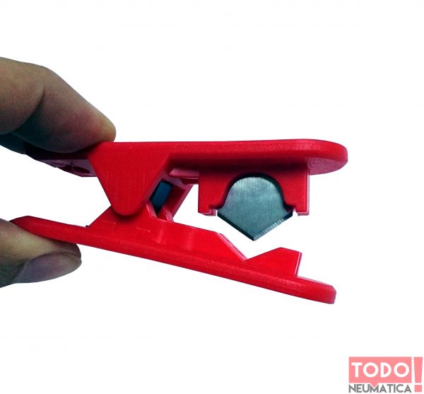 CORTA MANGUERA PLASTICA ROJA - Imagen 2